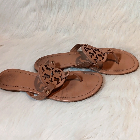 Tory Burch Miller Leather Flat Sandals  Sz 8.5 - Picture 6 of 9